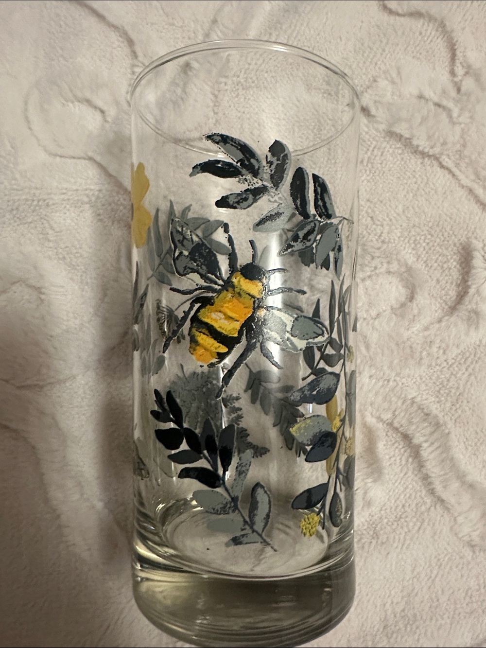 Vintage Libby Bees and flowers drinking glass tumbler 6”